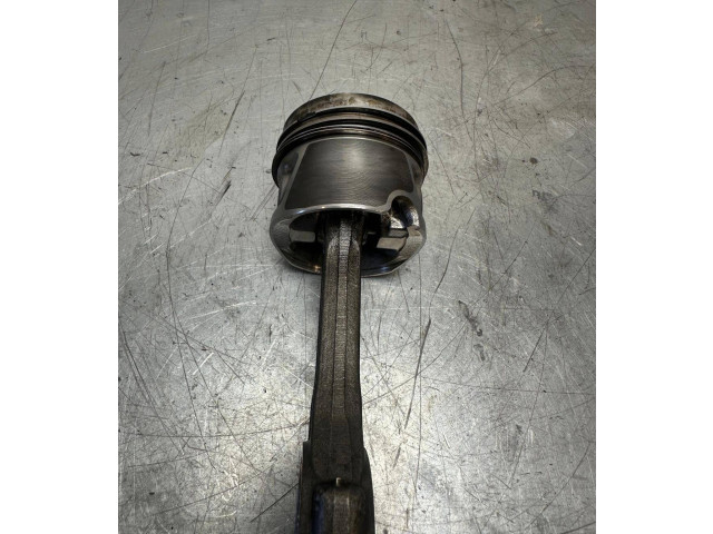 Шатун  059ae    Volkswagen PASSAT B6  