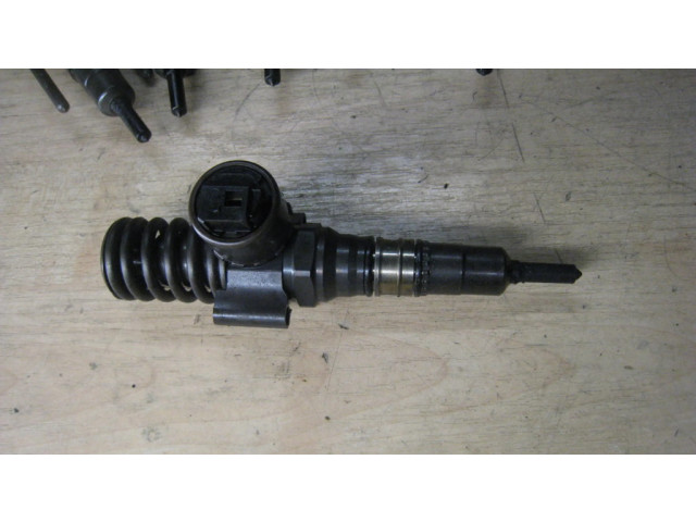 Vstřikovač 03G130073G, 0414720404 Dodge Caliber pro naftový motor 2.0 ECD