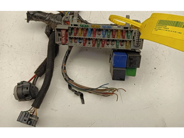 Pojistková skříňka Opel Corsa B