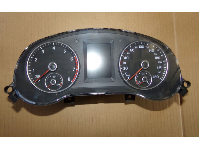 Панель приборов 5C6920870D   Volkswagen Jetta VI       