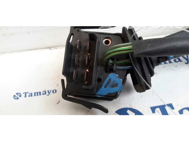 Ручка стеклоочистителей 3402177 Volvo 480