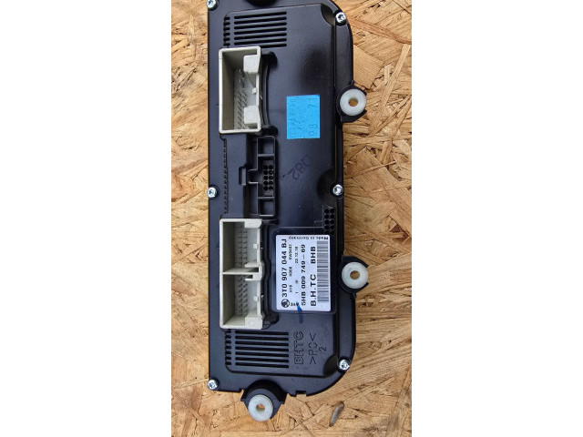 Блок управления климат-контролем 3T0907044BJ Skoda Yeti (5L)