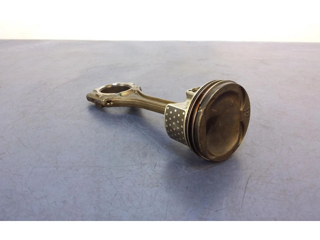 Píst Honda Civic X L15BA