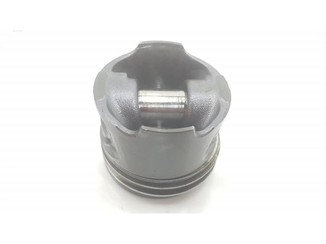 Поршень с шатуном 120A14373R Dacia Sandero для дизельного двигателя