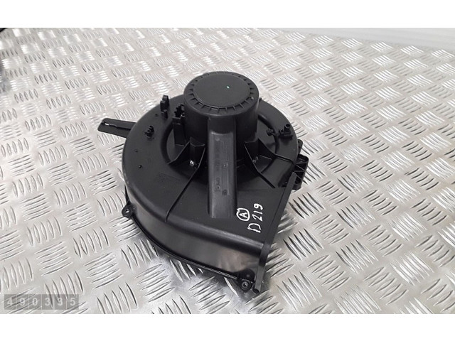 Вентилятор печки 6R2819015 Audi A1