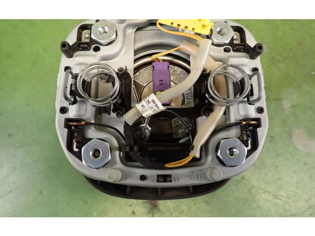 Подушка безопасности водителя 5J0880201K Skoda Octavia Mk1 (1U)