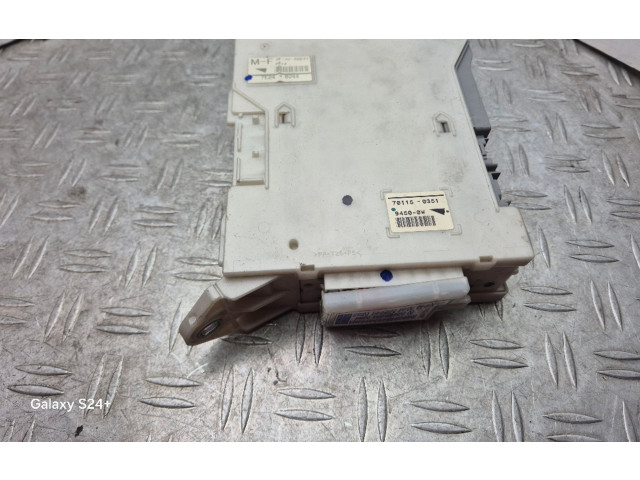   Pojistková skříňka 8273030631, 701150351   Lexus GS 300 350 430 450H 2008