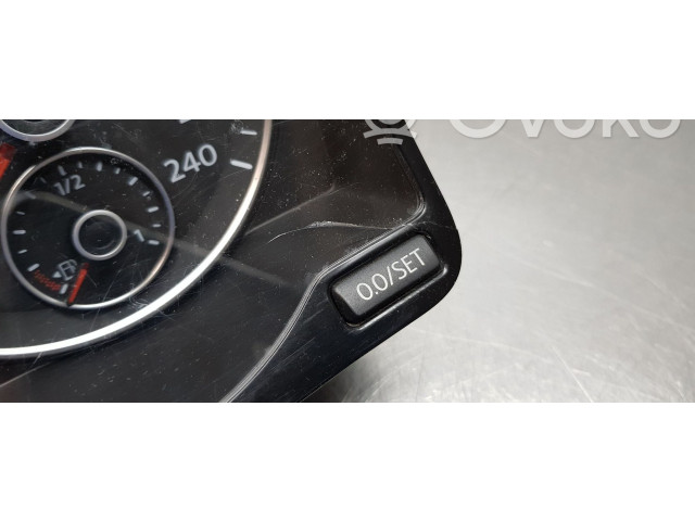 Панель приборов 2K5920876F Volkswagen Caddy