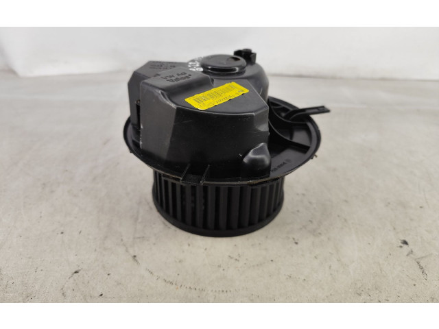 Вентилятор печки 1K1820015C, F983228M Audi A3 S3 8P