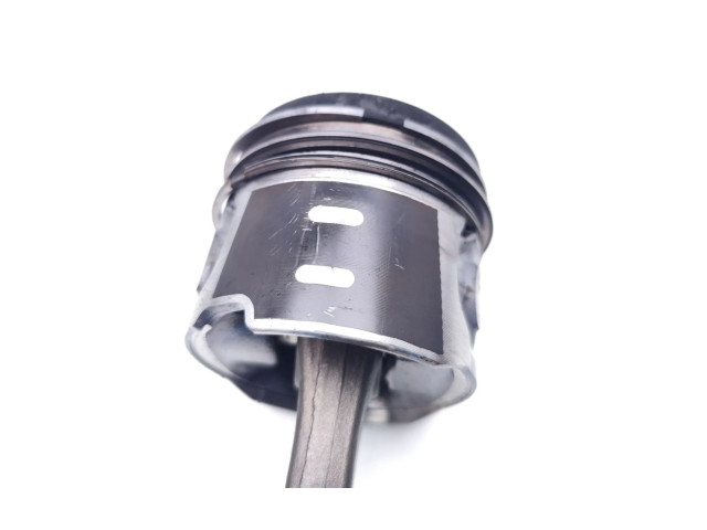  Поршень с шатуном 9HR(DV6C) 9HR, DV6C  Peugeot 5008  