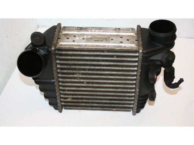 Интеркулер  1J0145803F, 862328X   Volkswagen Bora 