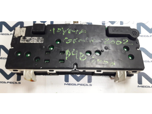 Блок предохранителей    Toyota Corolla Verso E121    