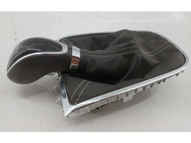 Электрический вентилятор радиаторов 8126201105 Opel Astra J