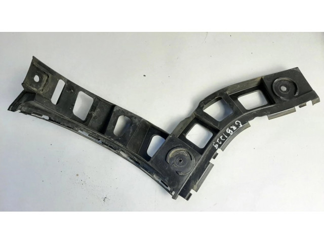 Задний держатель бампера