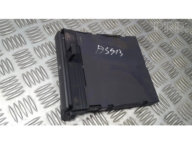 Держатель чашки