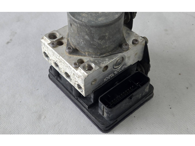 Блок АБС 6R0614517BD, 18396607 Skoda Fabia Mk2 (5J) 2007 - 2014 года