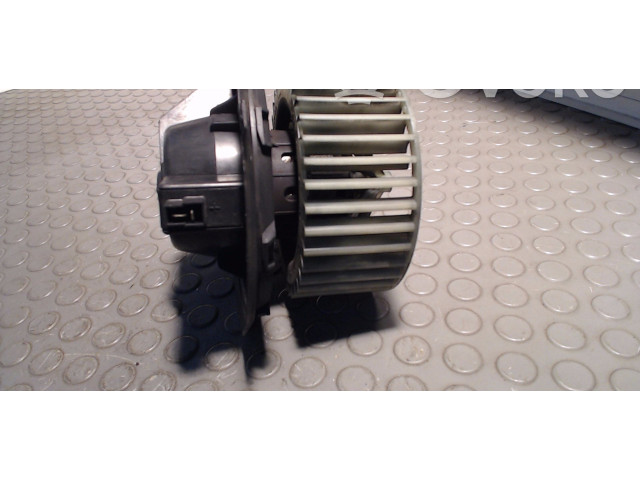 Вентилятор радиатора     8240159    Volkswagen Jetta II 
