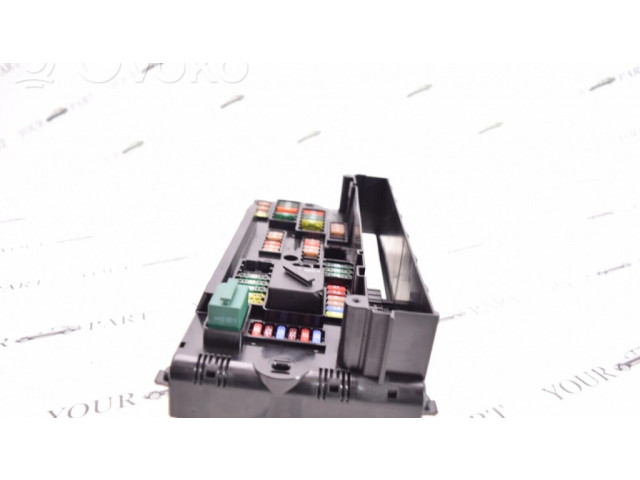 Блок предохранителей 9259467   BMW X3 F25    