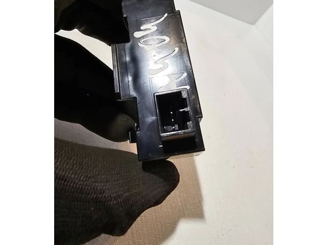 Блок управления 25938218, 1968A3817   Chevrolet Captiva