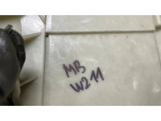 Блок предохранителей     Mercedes-Benz E W211    