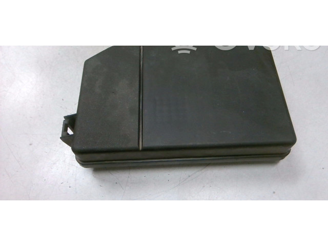 Turbodmychadlo Ящик предохранителей (комплект) 1372047, 1252142 Ford Mondeo Mk III