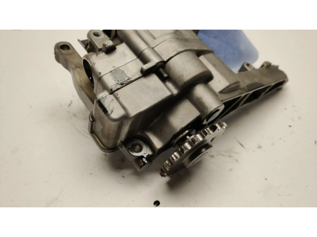 Масляный насос OM 642.920 A6421810801 Mercedes-Benz CLS C219 3.0