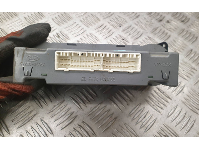 Блок управления климат-контролем 972501H600 KIA Ceed