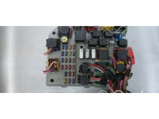 Блок предохранителей 56042257D Jeep Cherokee XJ