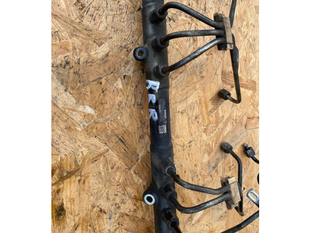 Топливная рампа 0445215023 Volvo S80