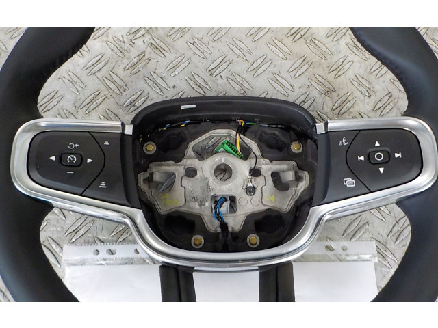 Руль Volvo XC40 - года