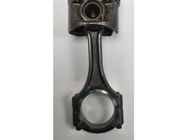 Píst 640942 Mercedes-Benz A W169