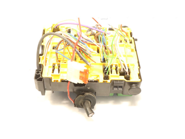 Pojistková skříňka Peugeot 301 2016