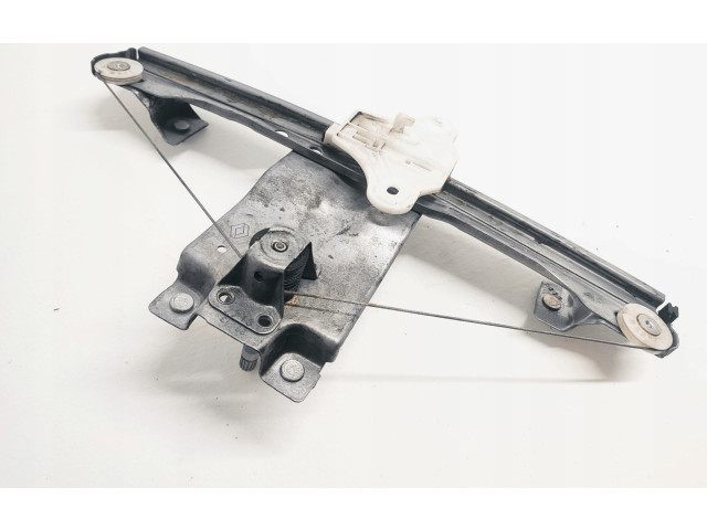 Шатун      Renault Clio IV  