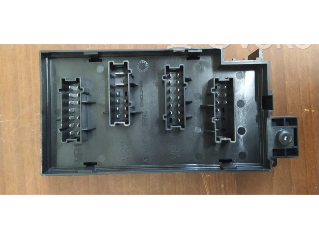 Блок предохранителей A16443400672   Mercedes-Benz ML W164    