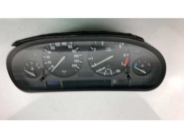 Přístrojová deska BMW 7 E38 1998 8381788