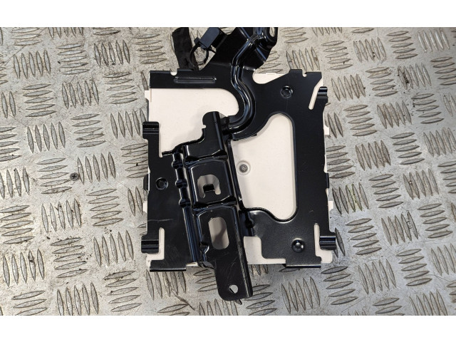 Блок комфорта 32400409 Volvo XC40