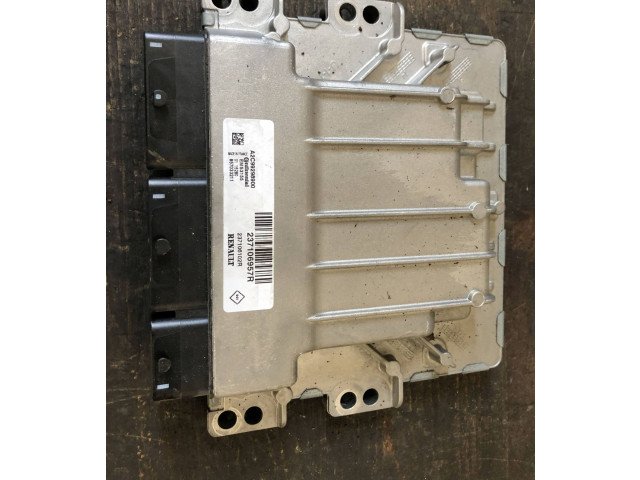 Řídící jednotka 237106957R, 237106957R Renault Clio IV 2015