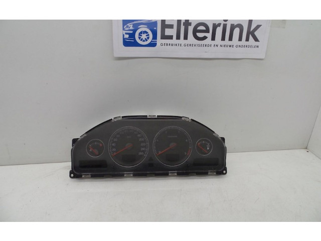 Спидометр (приборный щиток)    30746102   Volvo XC70