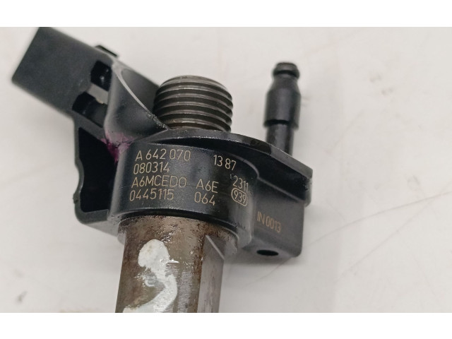 Жиклер (жиклеры) (форсунка (форсунки) A6420701387   Mercedes-Benz R W251