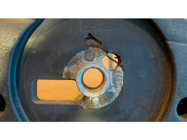 Volant Chevrolet Camaro 1998 16750126