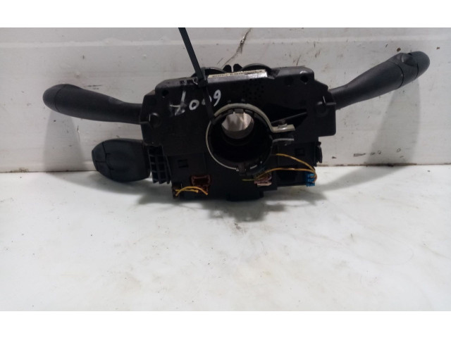 Ручка стеклоочистителей 96477530XT Citroen Xsara