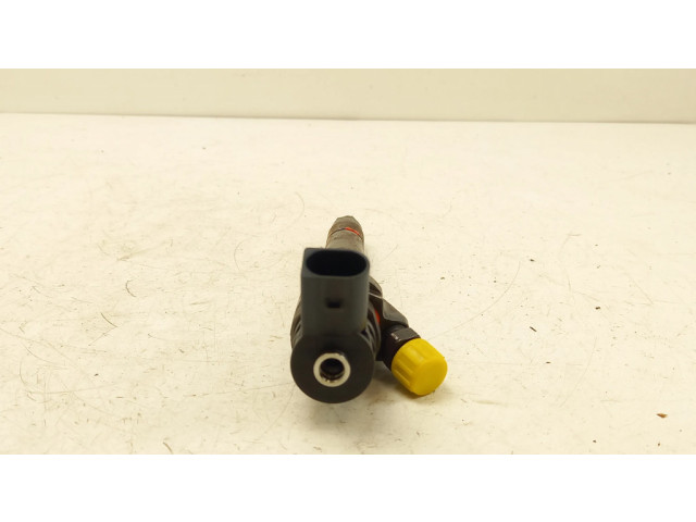 Vstřikovač 7810702, 0445110617 BMW 5 F10 F11 pro naftový motor 2.0