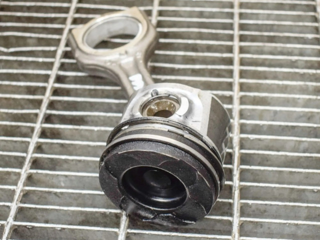  Поршень 9HX (DV6ATED4) 0628V1, 060392  Peugeot 308 для дизельного двигателя 1.6