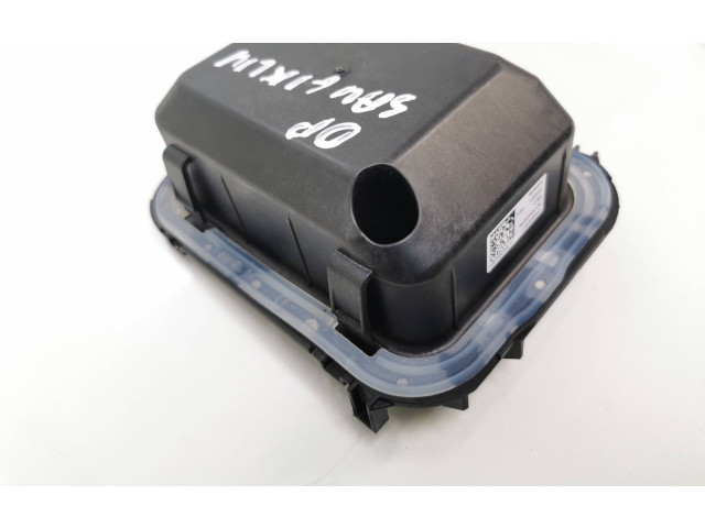 Блок предохранителей  A2135403038, 2043050017   Mercedes-Benz EQC    