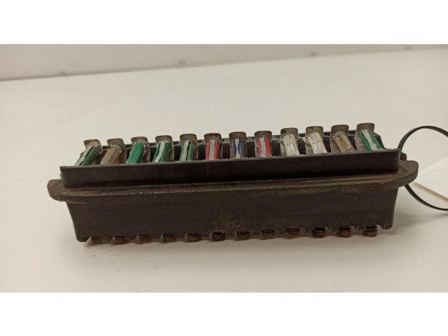 Pojistková skříňka 0005458701 Mercedes-Benz COMPAKT W115 1974