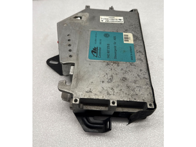 Блок управления АБС 1H0907379B Volkswagen Golf II