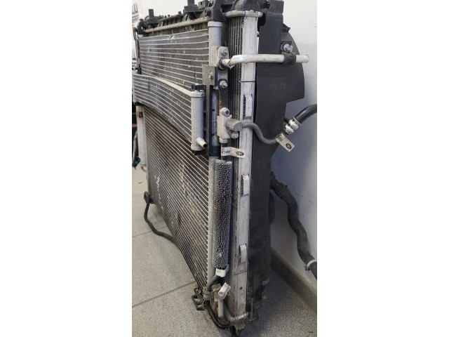 Комплект радиатора Land Rover Range Rover Velar 2017 - года CPLA19C600AE, CFLA19E839AG