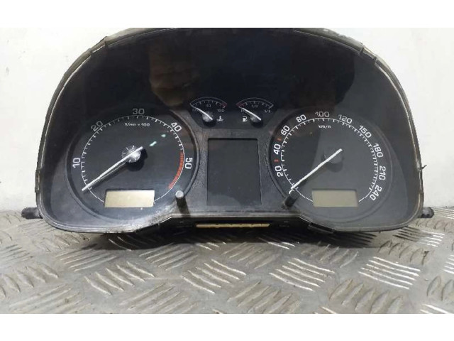 Панель приборов 1U0920811J   Skoda Octavia Mk2 (1Z)       