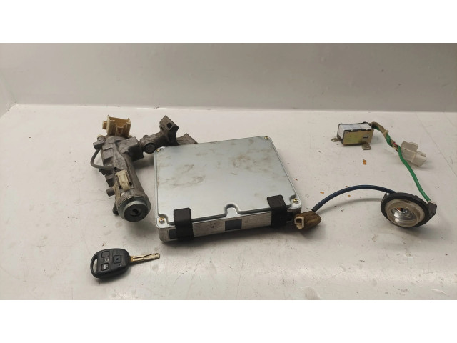 Комплект блоков управления 8966153030, 1753002541   Lexus IS 200-300