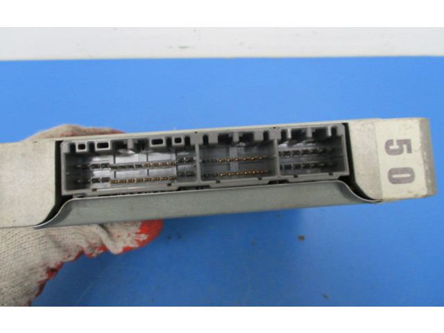 Řídící jednotka    Toyota Carina T190 1996